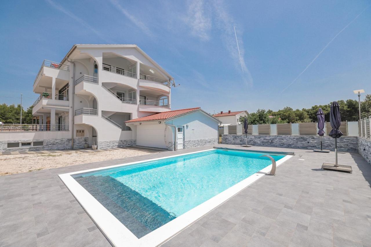Apartments Nicola With Private Pool Bibinje Bagian luar foto